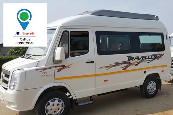 12 Seater Tempo Traveller in Noida